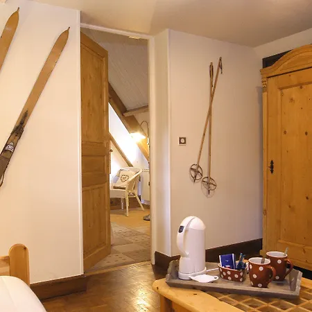 Domaine De La Mesange Bed and breakfast Le Mesnil-Durand