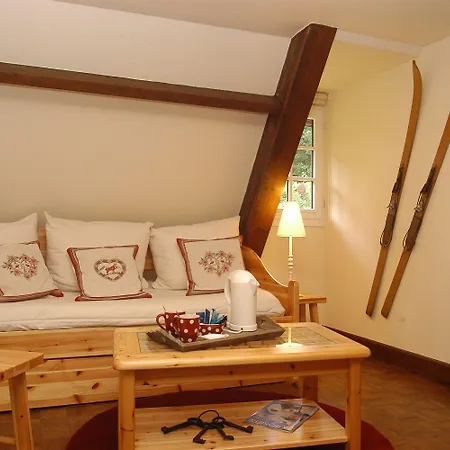 Bed and breakfast Domaine De La Mesange Le Mesnil-Durand